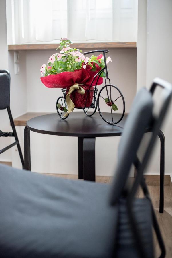 Chrysanthi'S Apartment เปรเวซา ภายนอก รูปภาพ